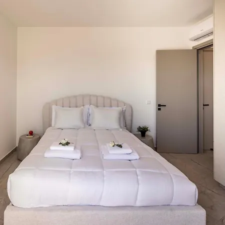 View * Paralímni